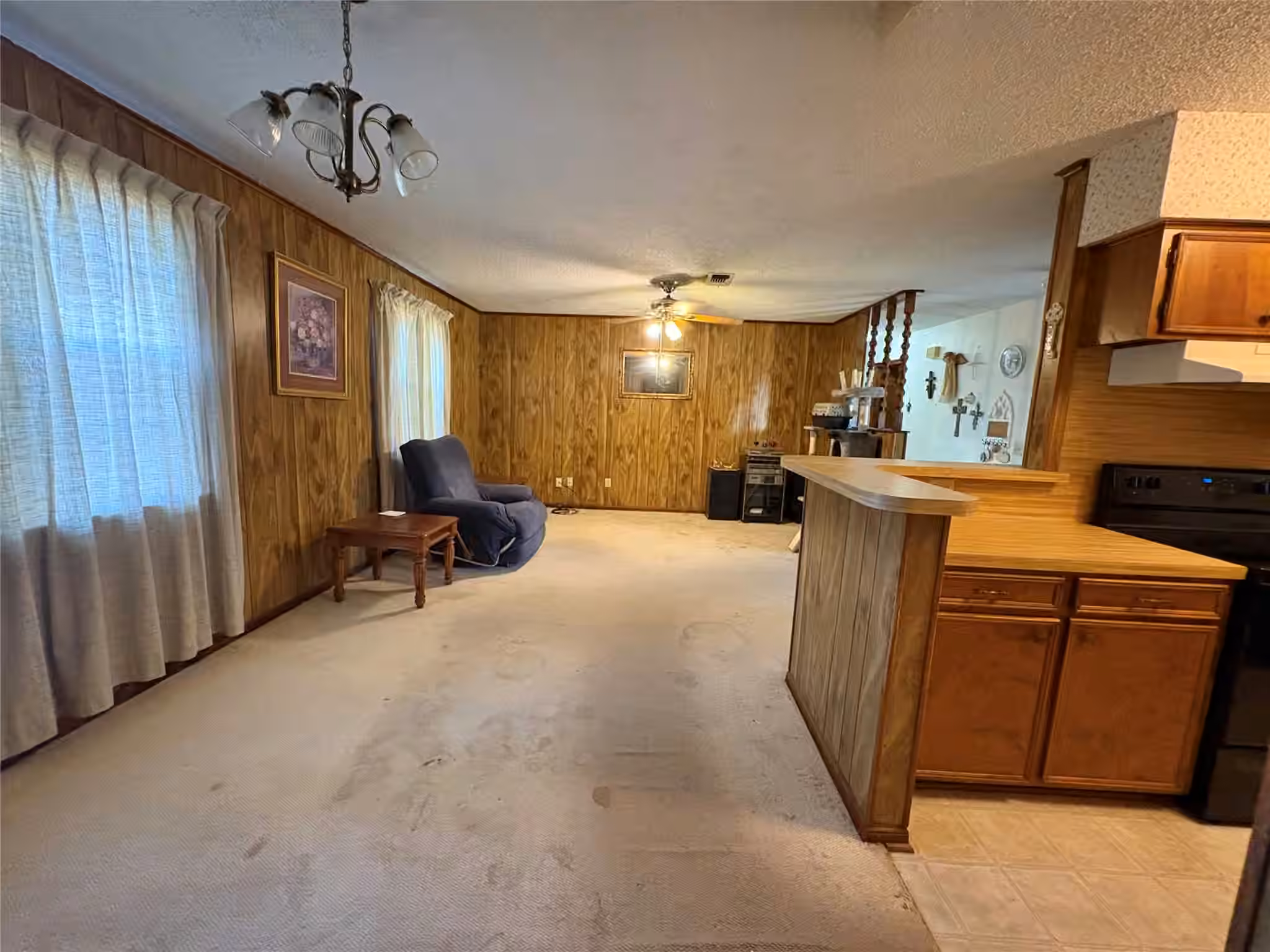 Photo 3 of 1006 Lee Road Road, Columbus, TX