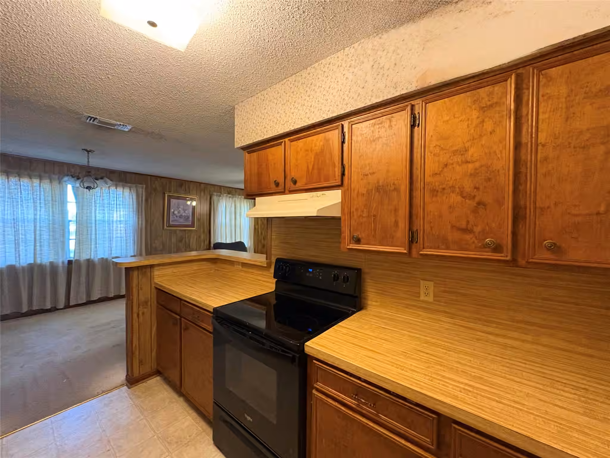 Photo 5 of 1006 Lee Road Road, Columbus, TX