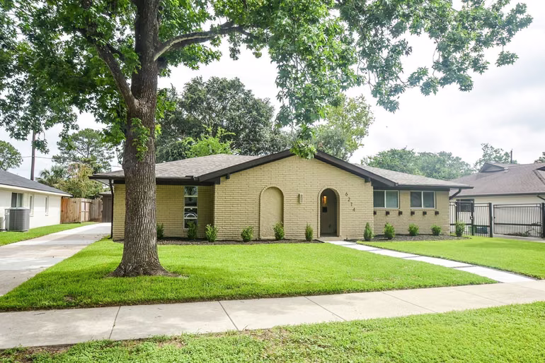 Photo of 6214 Yarwell Drive, Houston, TX