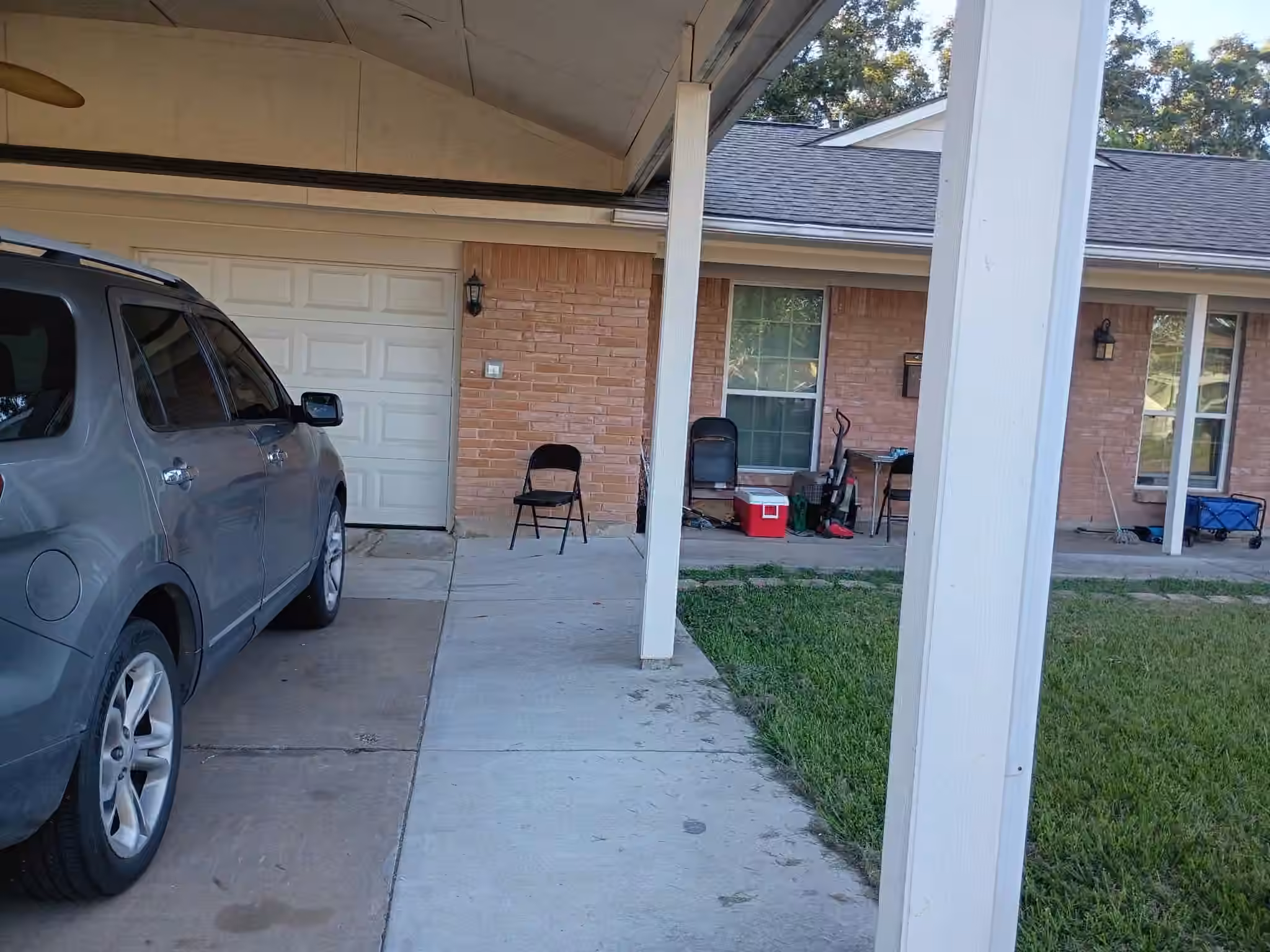 Photo of 10323 Southport Drive, Houston, TX