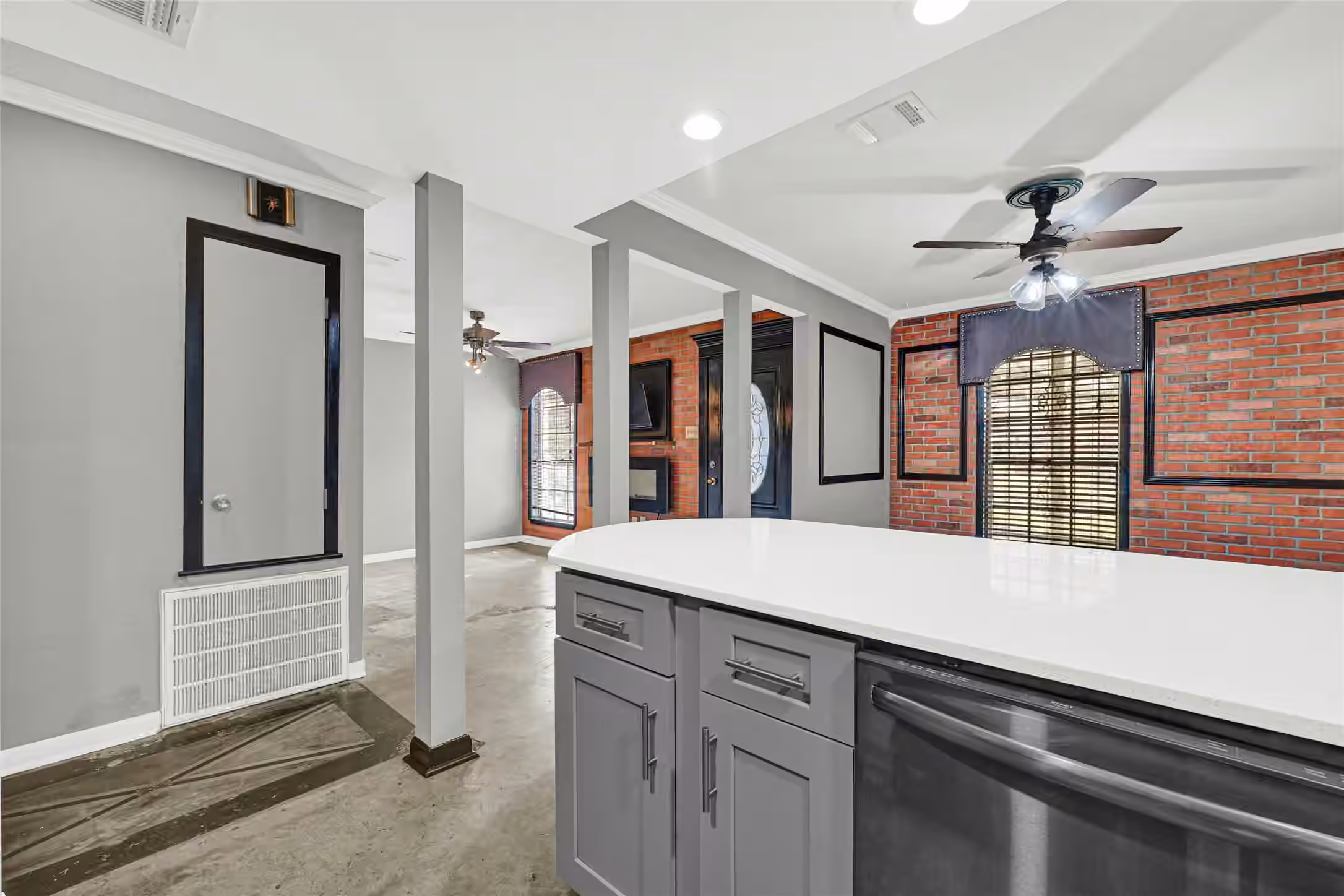 Photo 7 of 6319 Bluestone Drive, Houston, TX