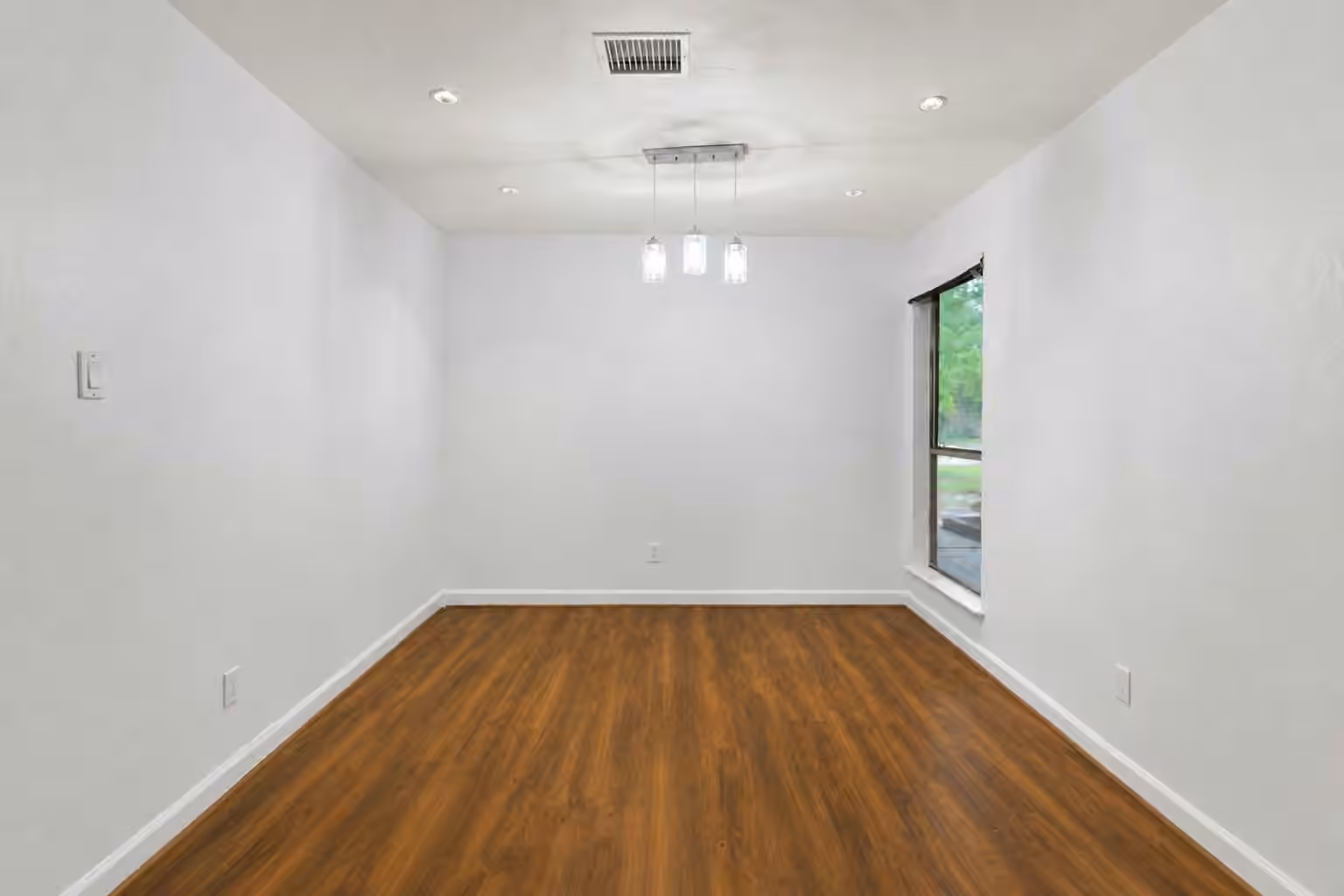 Photo 3 of 15823 Fox Springs Drive, Houston, TX