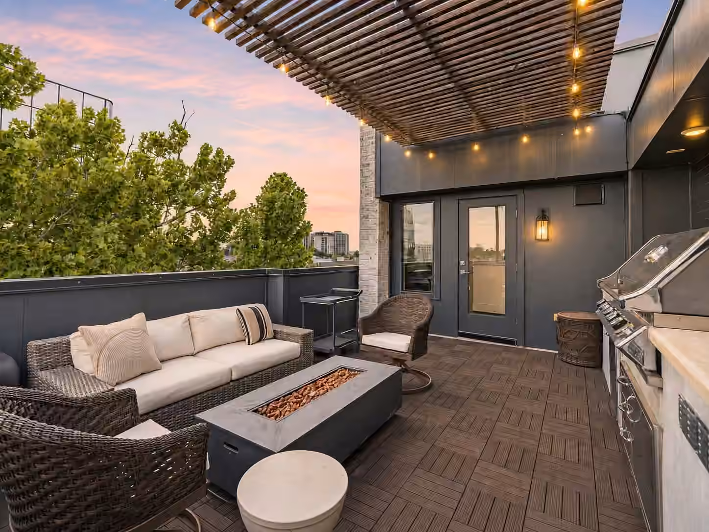 Photo 4 of 520 Knox Street, Houston, TX