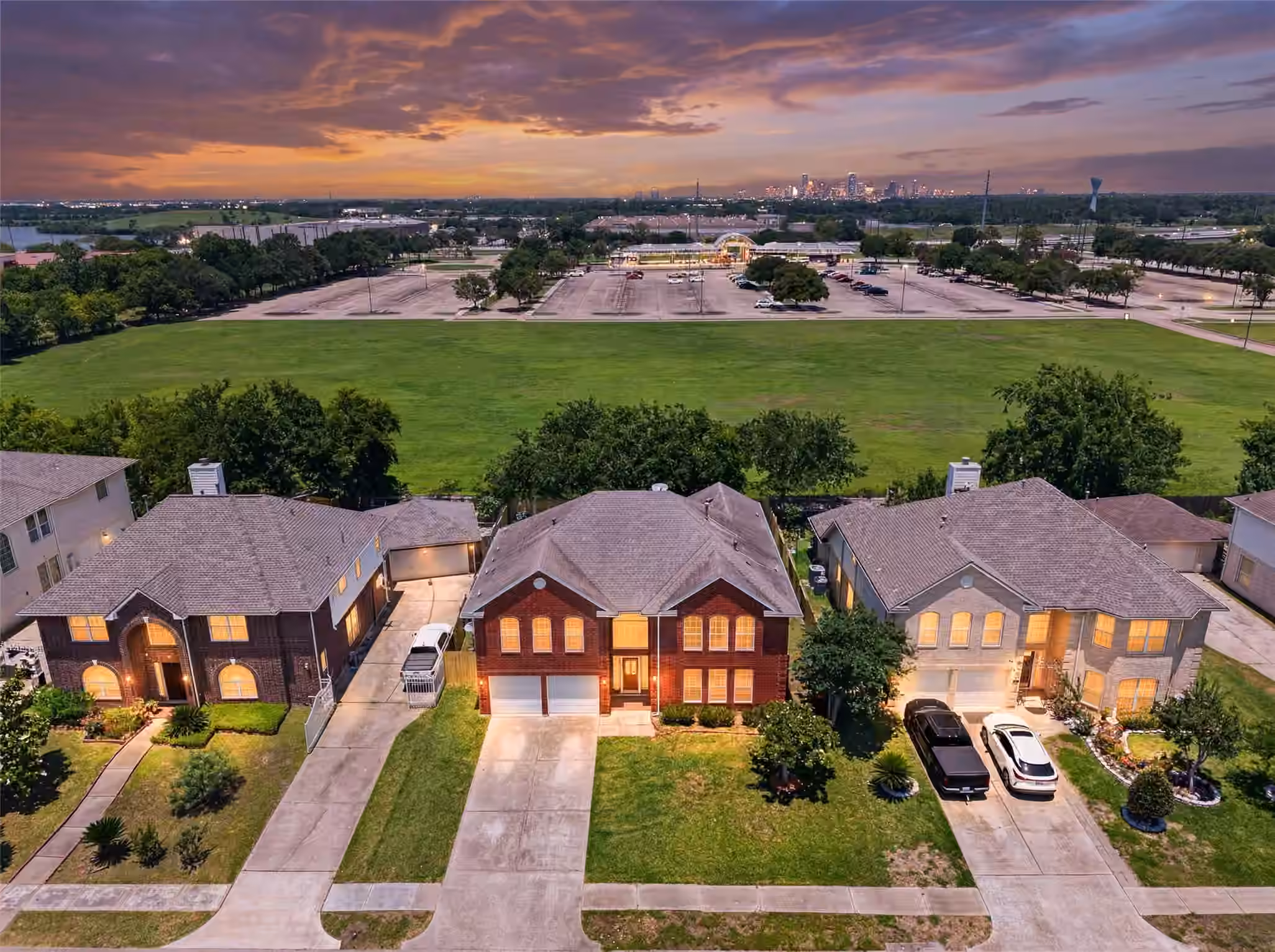 Photo of 13910 Sunset View Drive, Houston, TX 77083