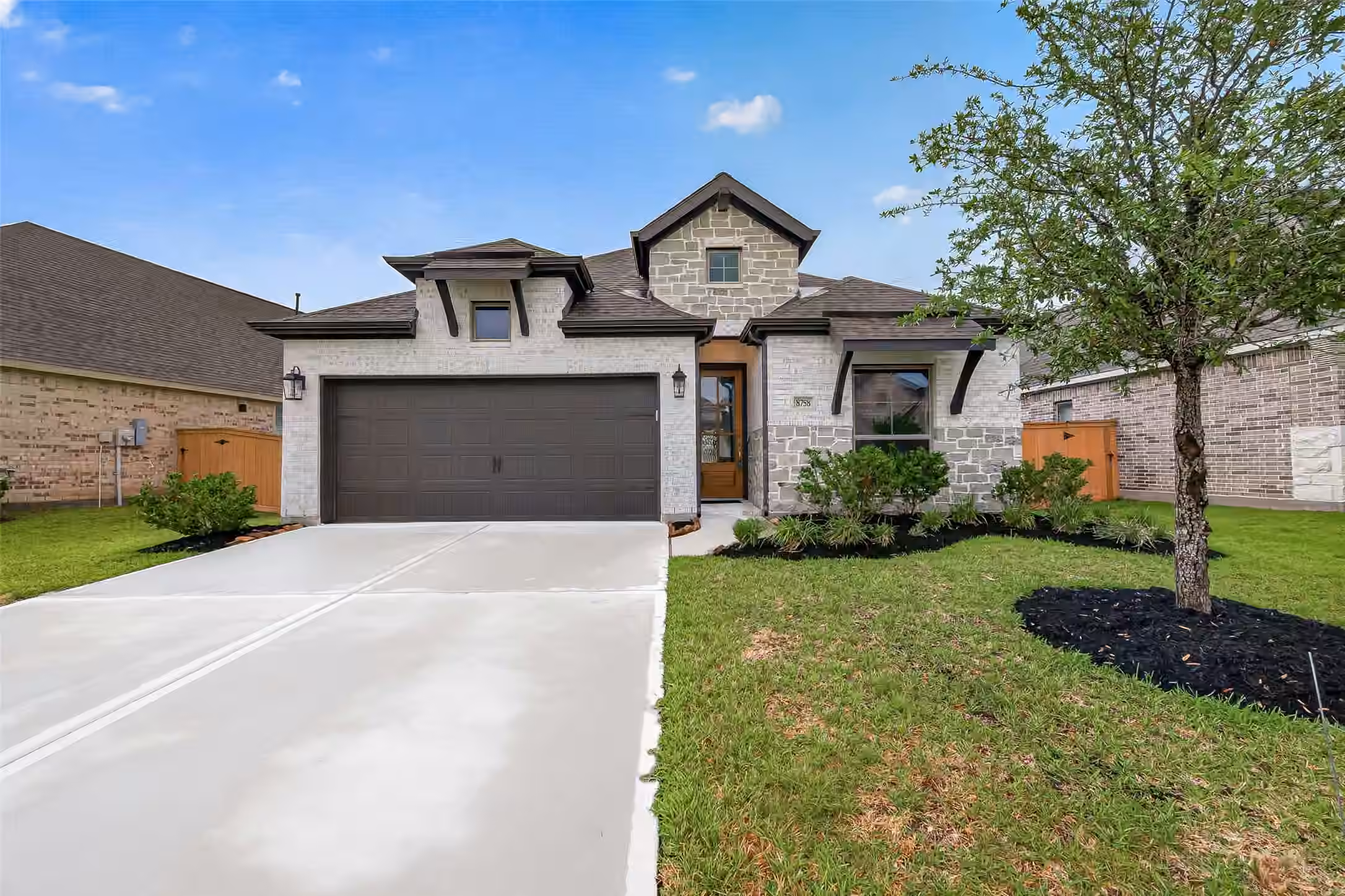 Photo of 8758 Harbor Pines Drive, Cypress, TX