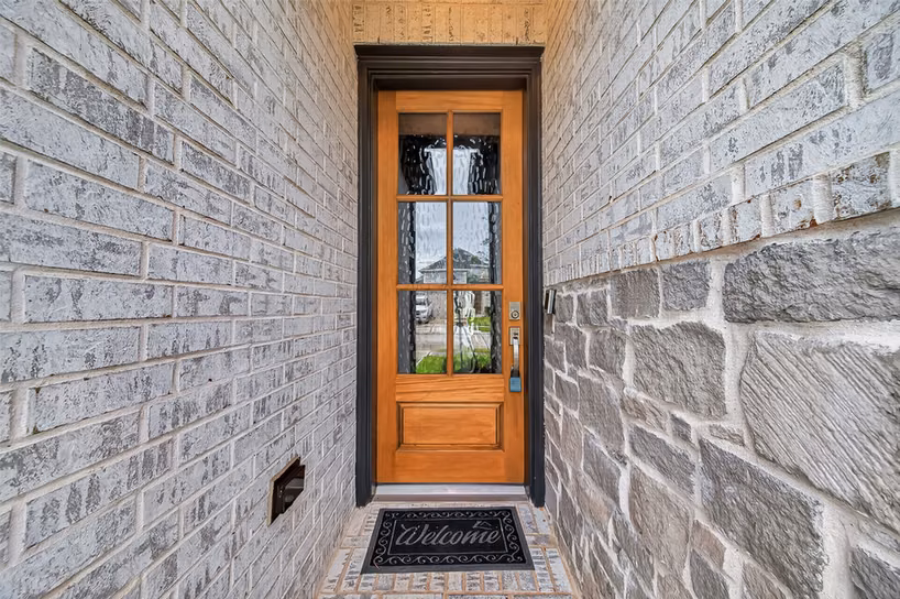 Photo 3 of 8758 Harbor Pines Drive, Cypress, TX
