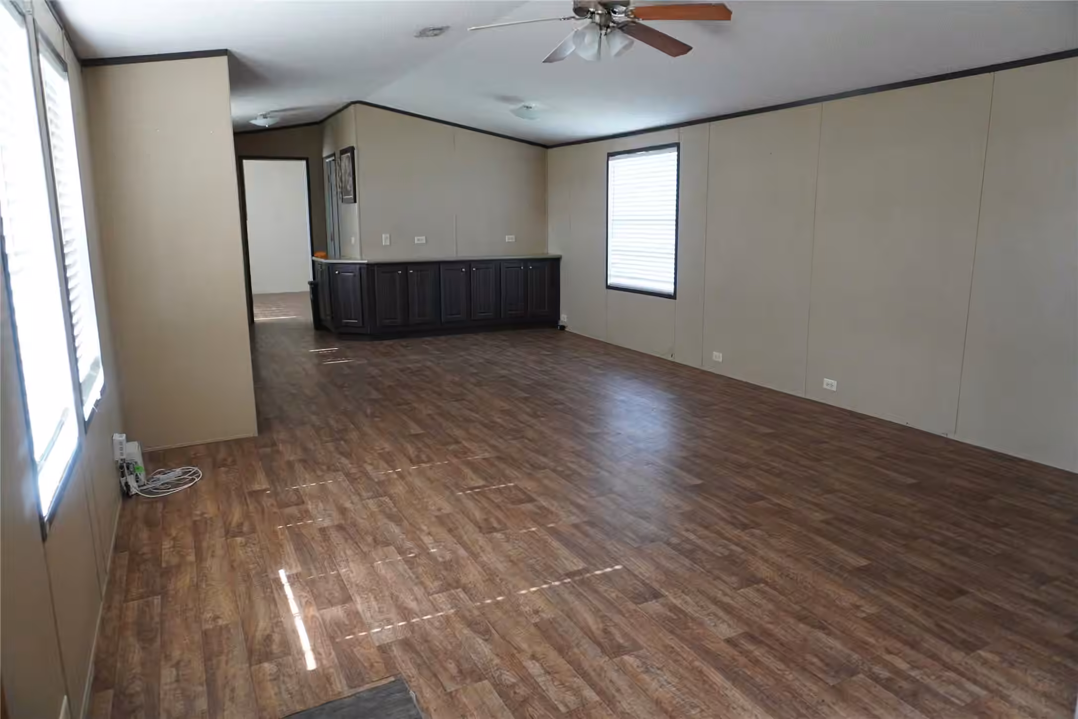 Photo 5 of 1875 County Road 3545, Cleveland, TX