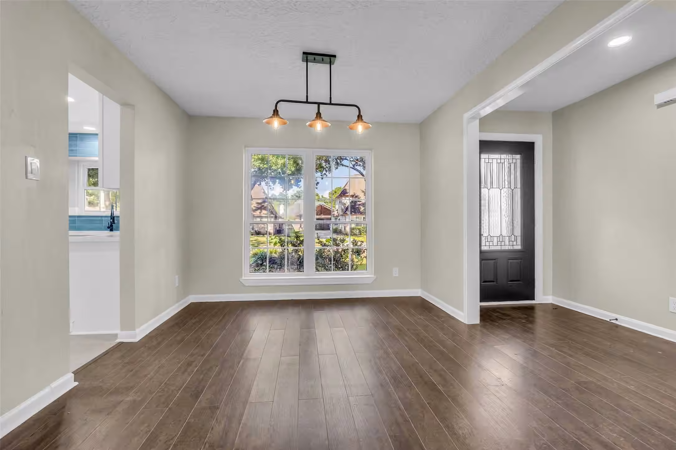 Photo 4 of 12927 Lentando Lane, Cypress, TX
