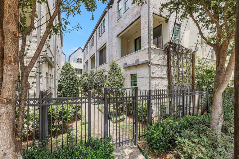 Photo of 4045 Leeland Street, Houston, TX