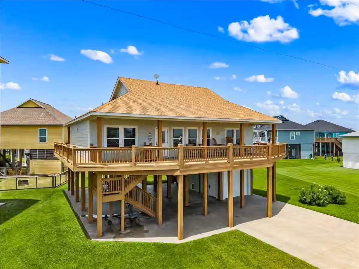 Photo 5 of 951 S Gateway, Port Bolivar, TX