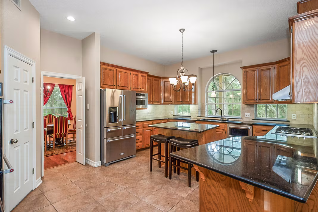 Photo 7 of 4200 County Road 502e, Sweeny, TX