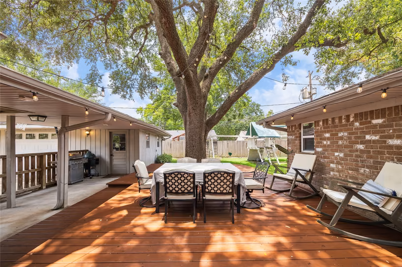 Photo 7 of 10714 Piping Rock Lane, Houston, TX