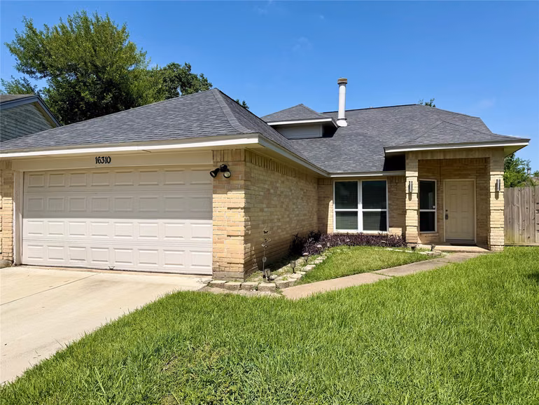 Photo of 16310 Calistoga Court, Houston, TX 77053