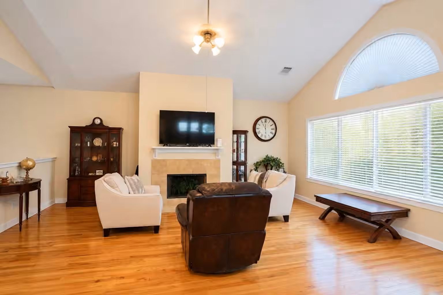 Photo 2 of 3645 Main Plaza Drive, Houston, TX