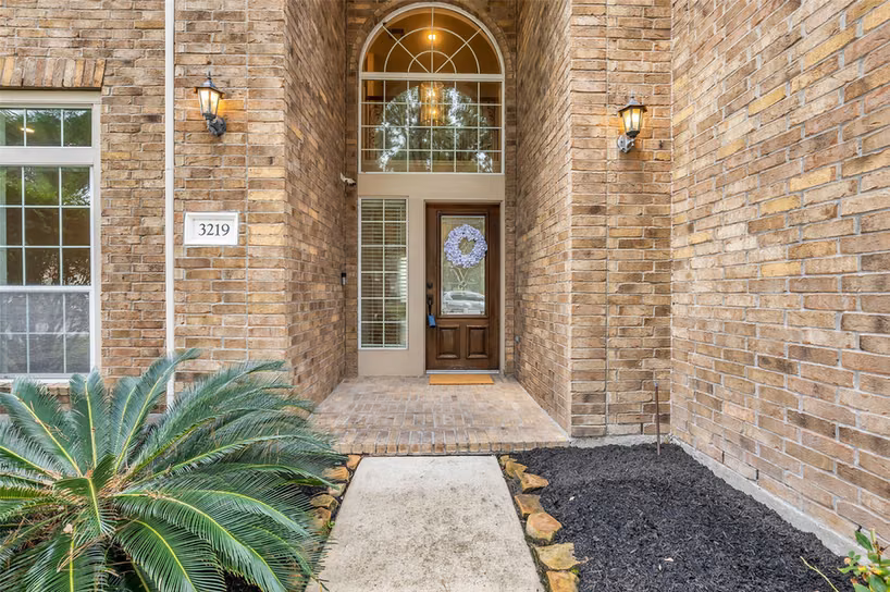 Photo 3 of 3219 Legends Mist Drive, Spring, TX