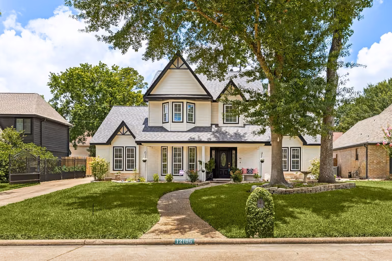 Photo of 12106 Oakcroft Drive, Houston, TX 77070