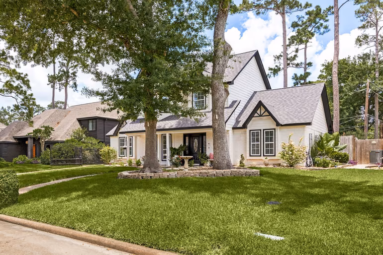 Photo 2 of 12106 Oakcroft Drive, Houston, TX
