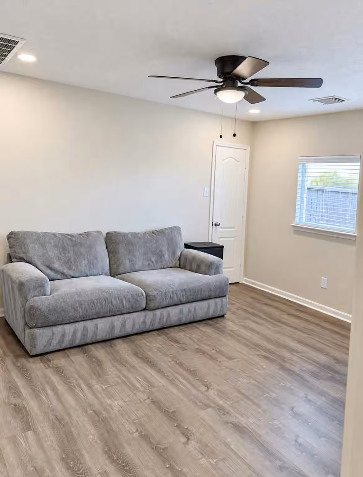 Photo 7 of 1801 High Falls Lane, Pearland, TX