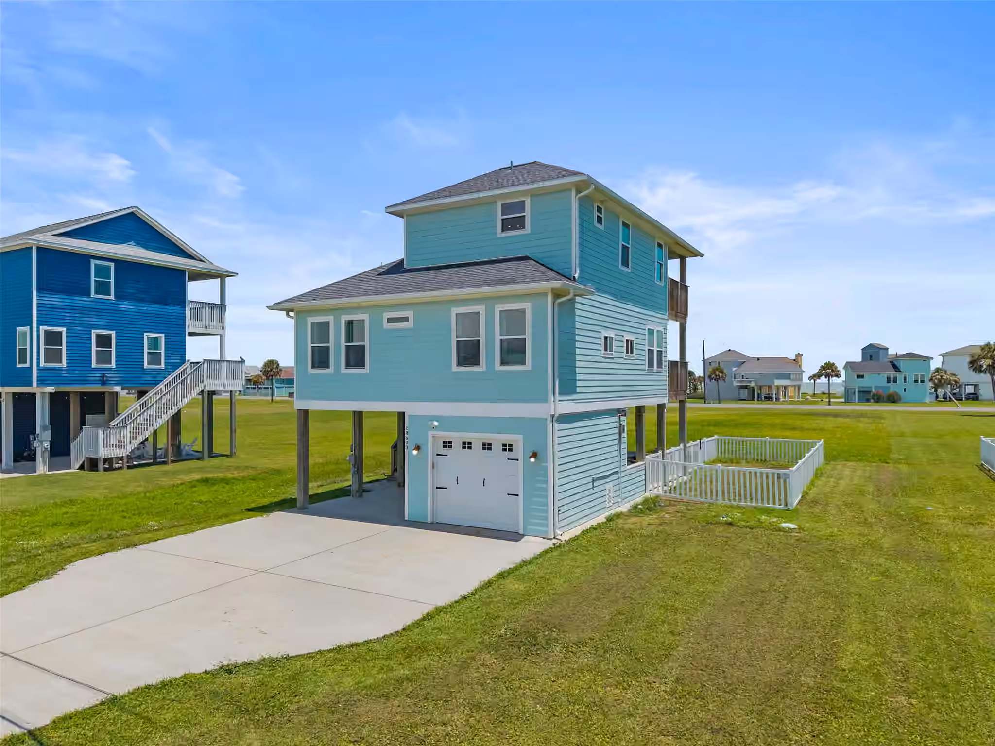 Photo of 18603 Shaman Drive, Galveston, TX 77554