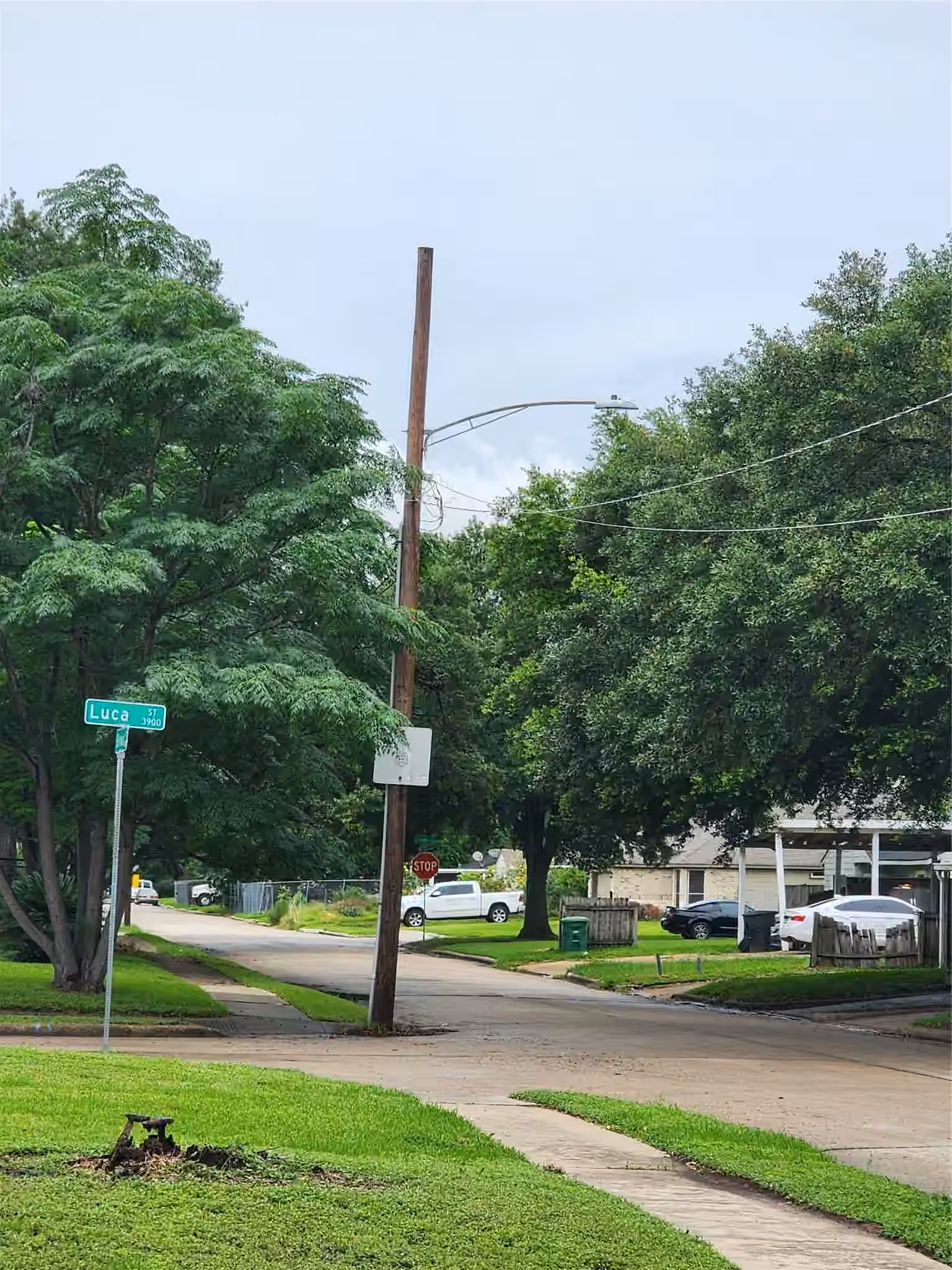 Photo 2 of 6428 Sherwood Drive, Houston, TX