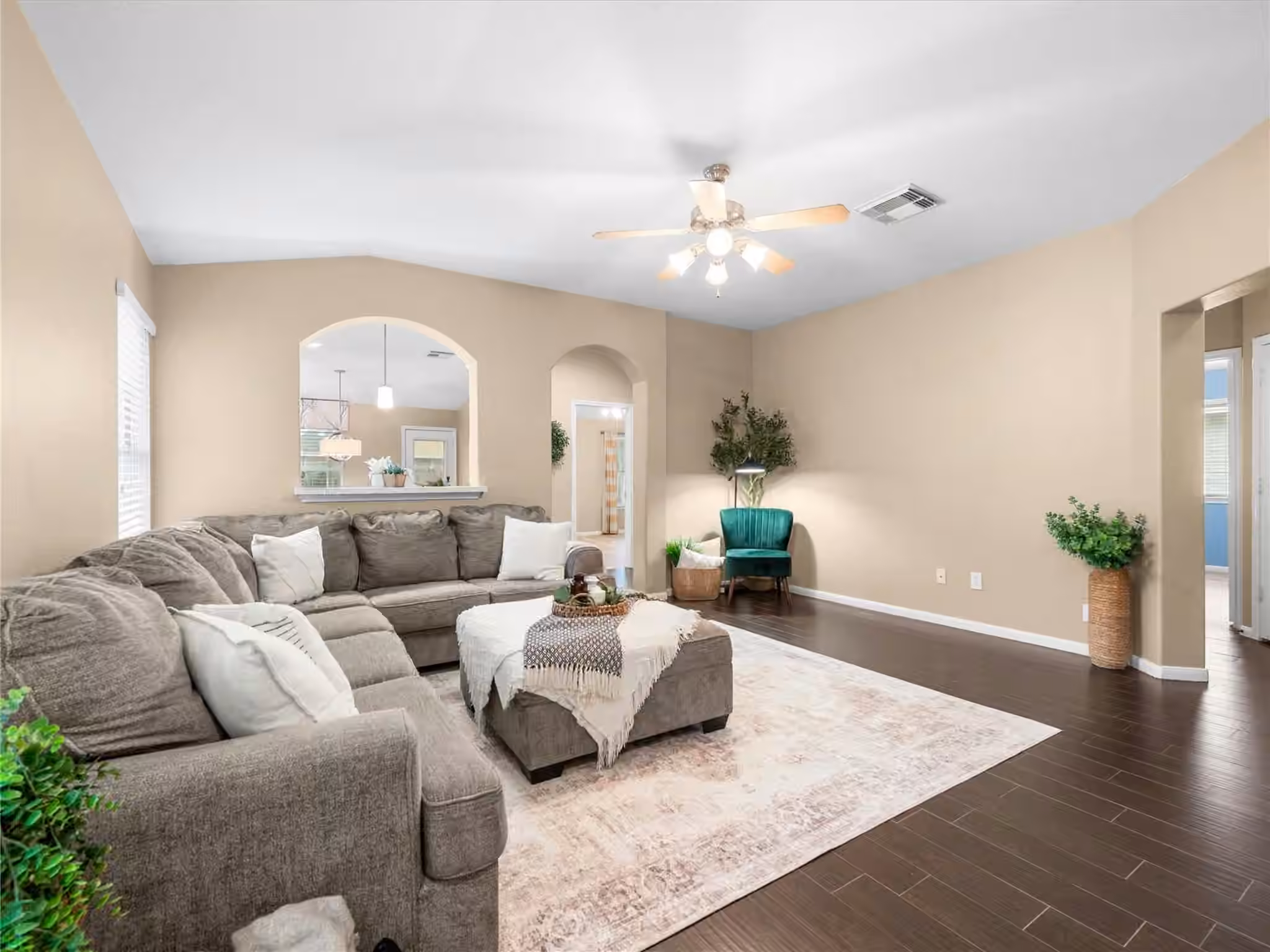 Photo 5 of 21639 Falvel Lake Drive, Spring, TX