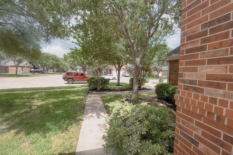 Photo 6 of 2725 Hidden Landing Drive, Pearland, TX