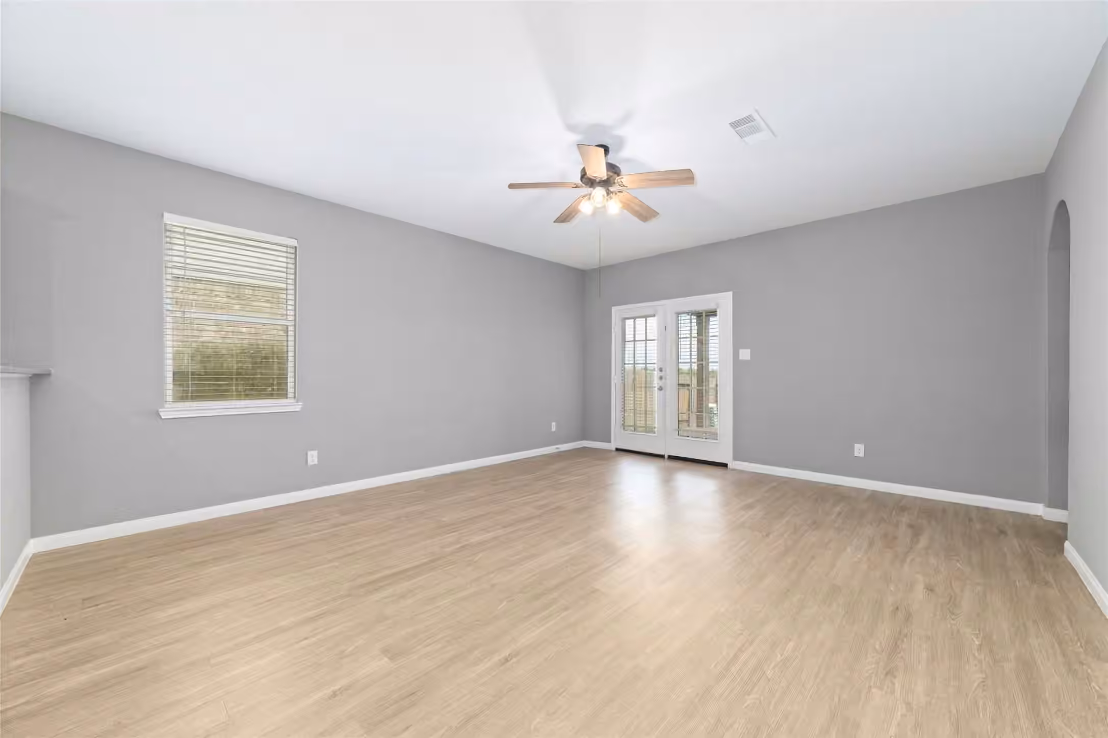 Photo 5 of 1077 Mule Ridge Drive, Katy, TX