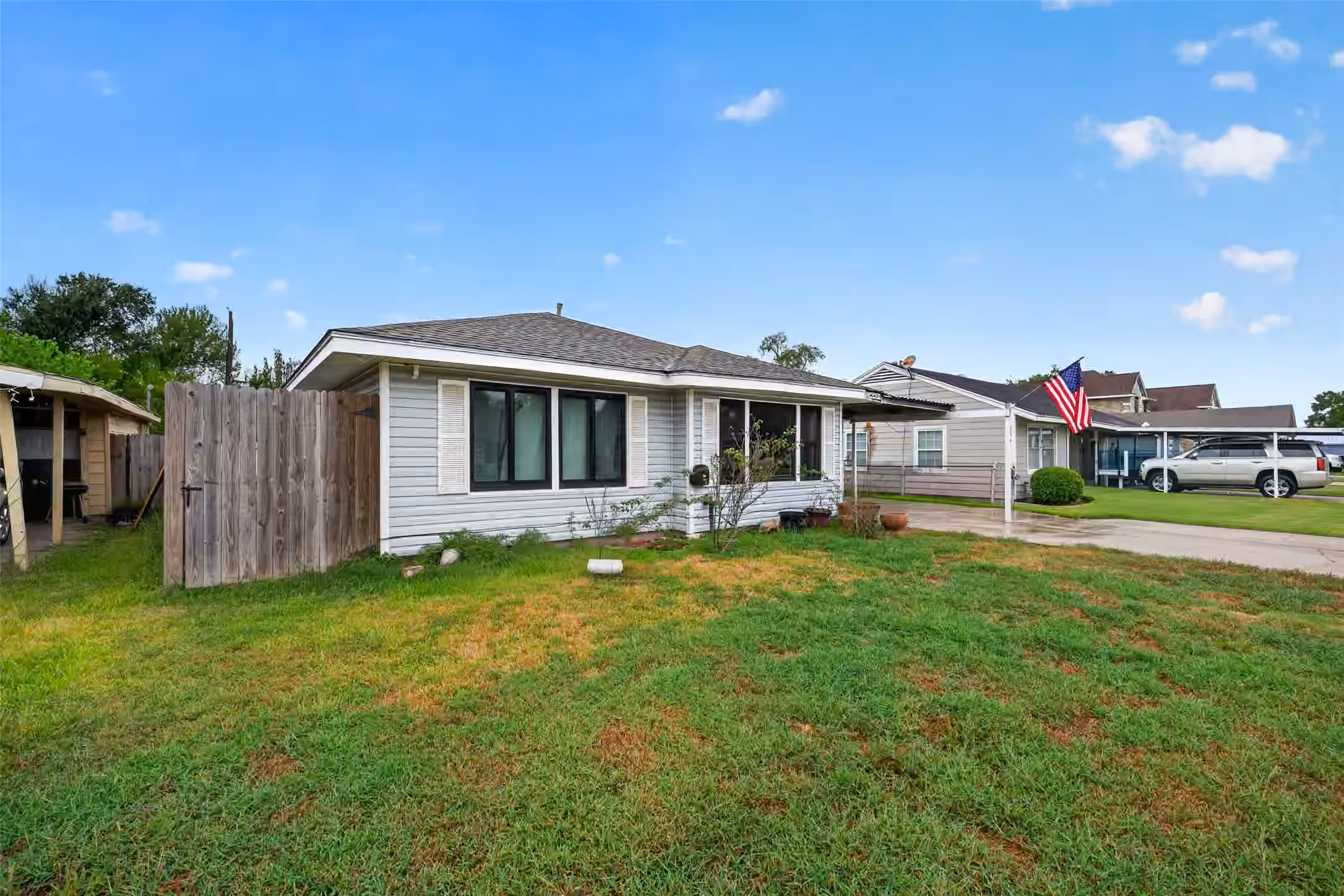 Photo 2 of 306 Tilden Drive, Pasadena, TX