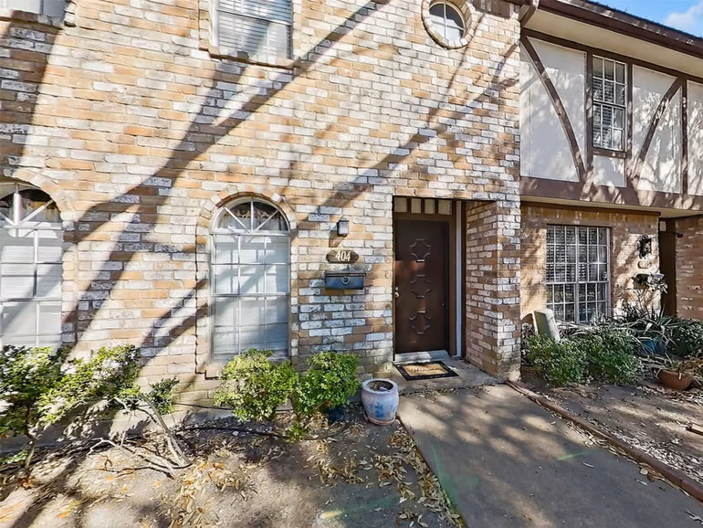 Photo of 8101 Amelia Road 404, Houston, TX
