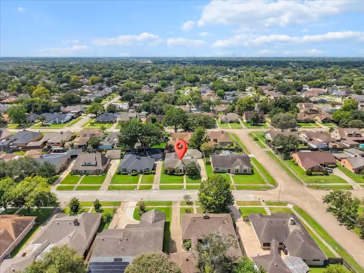 Photo 5 of 10031 Sagegate Drive, Houston, TX