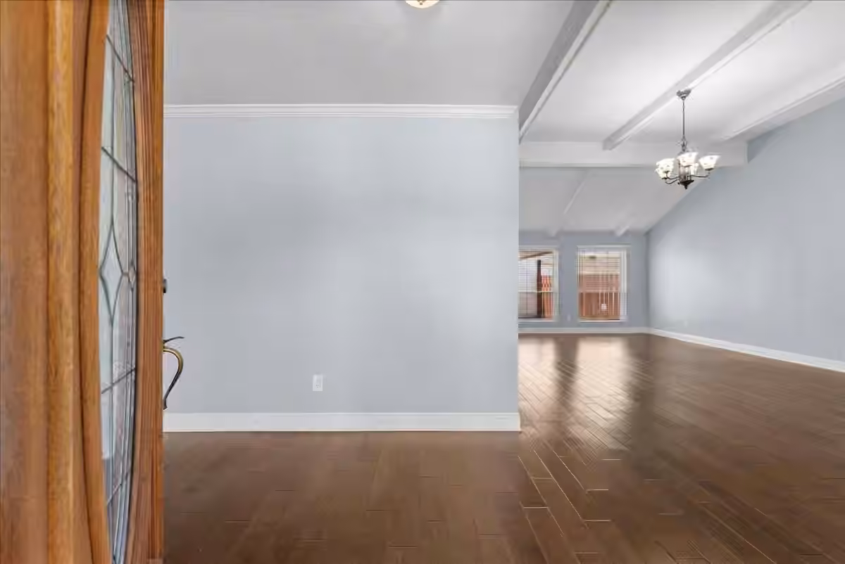 Photo 7 of 10031 Sagegate Drive, Houston, TX