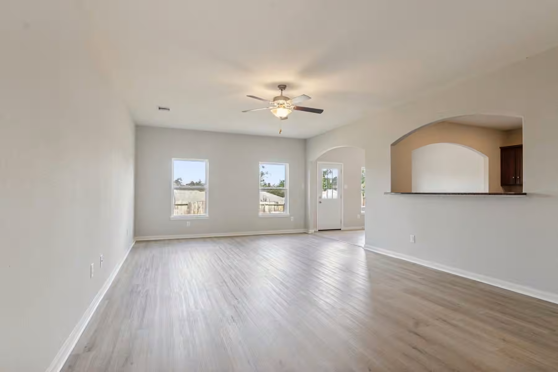 Photo 4 of 22606 Cloverland Field Drive, Hockley, TX