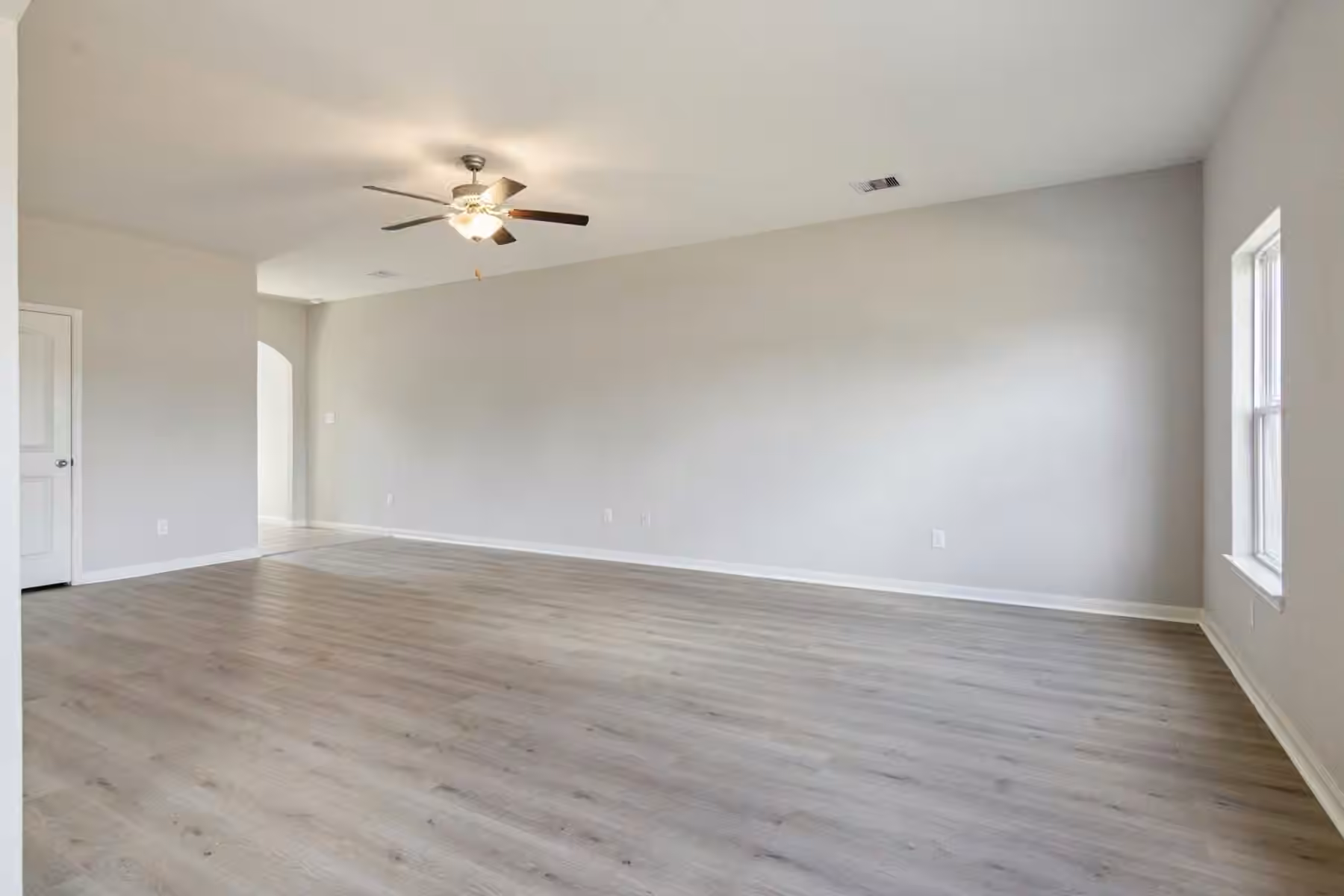 Photo 6 of 22606 Cloverland Field Drive, Hockley, TX
