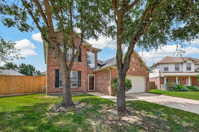Photo 2 of 4719 Opal Brook Court, Fresno, TX