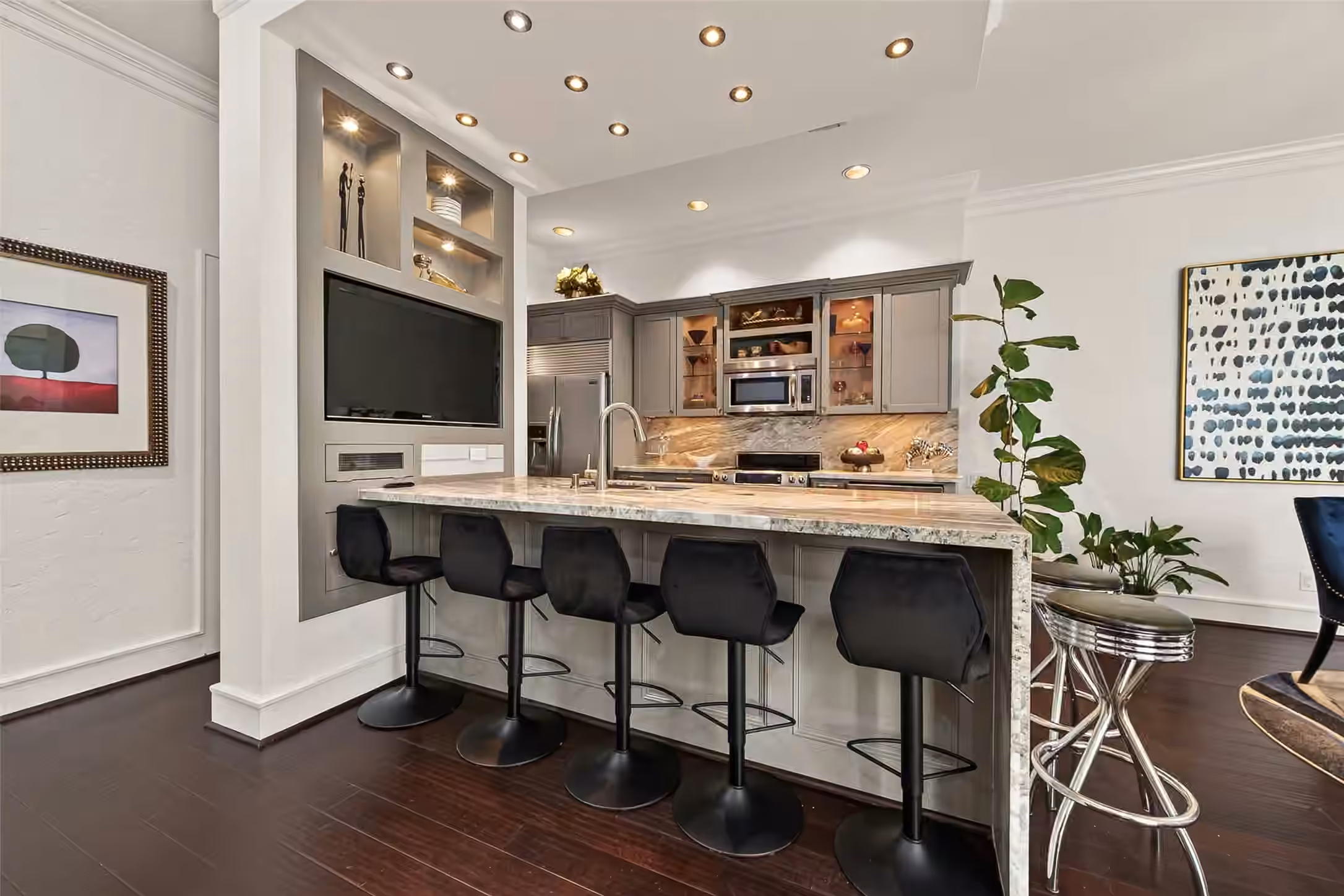 Photo 6 of 77 Chelsea Boulevard, Houston, TX