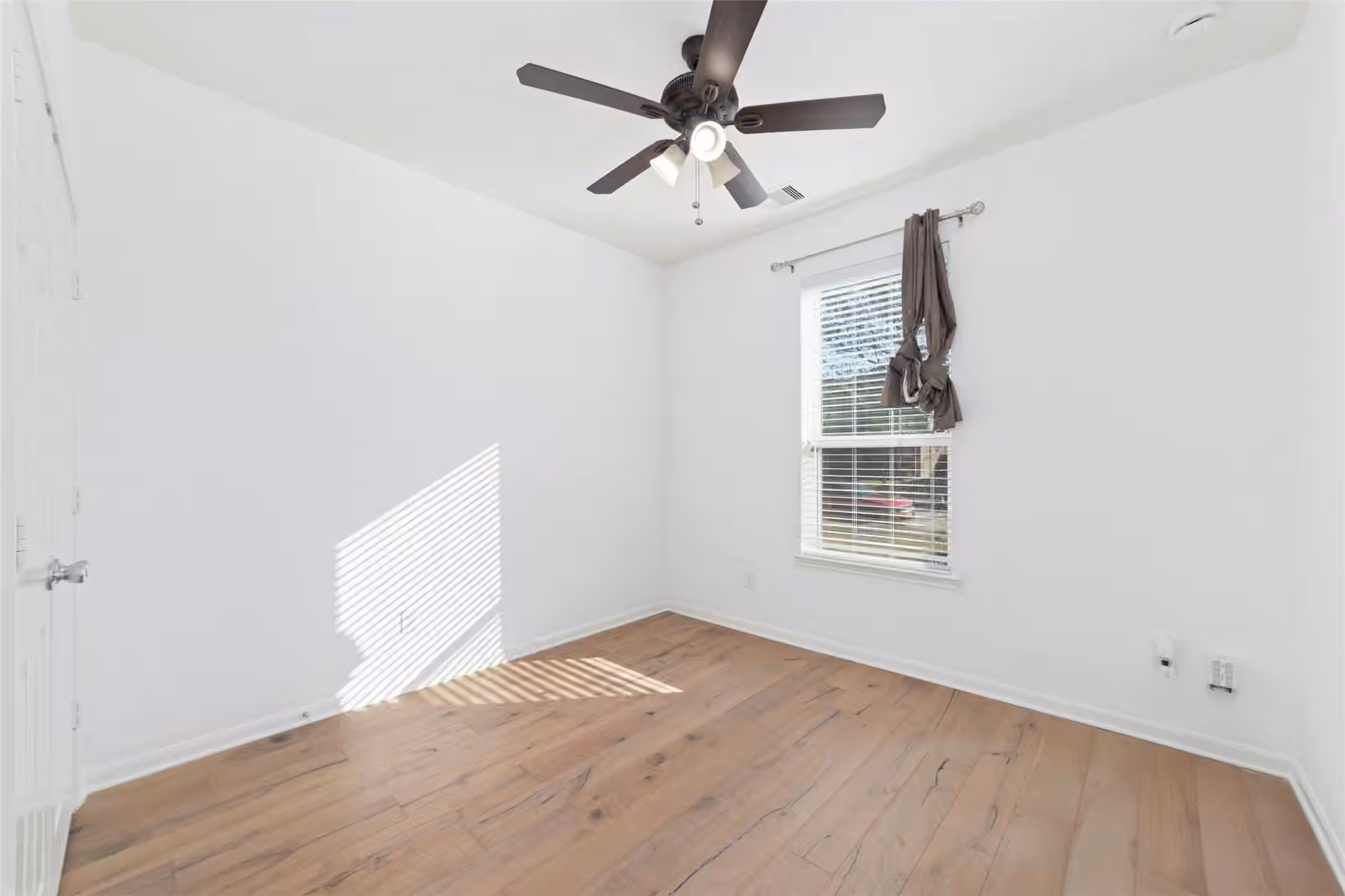 Photo 6 of 3508 Saxton Green Road, Pearland, TX