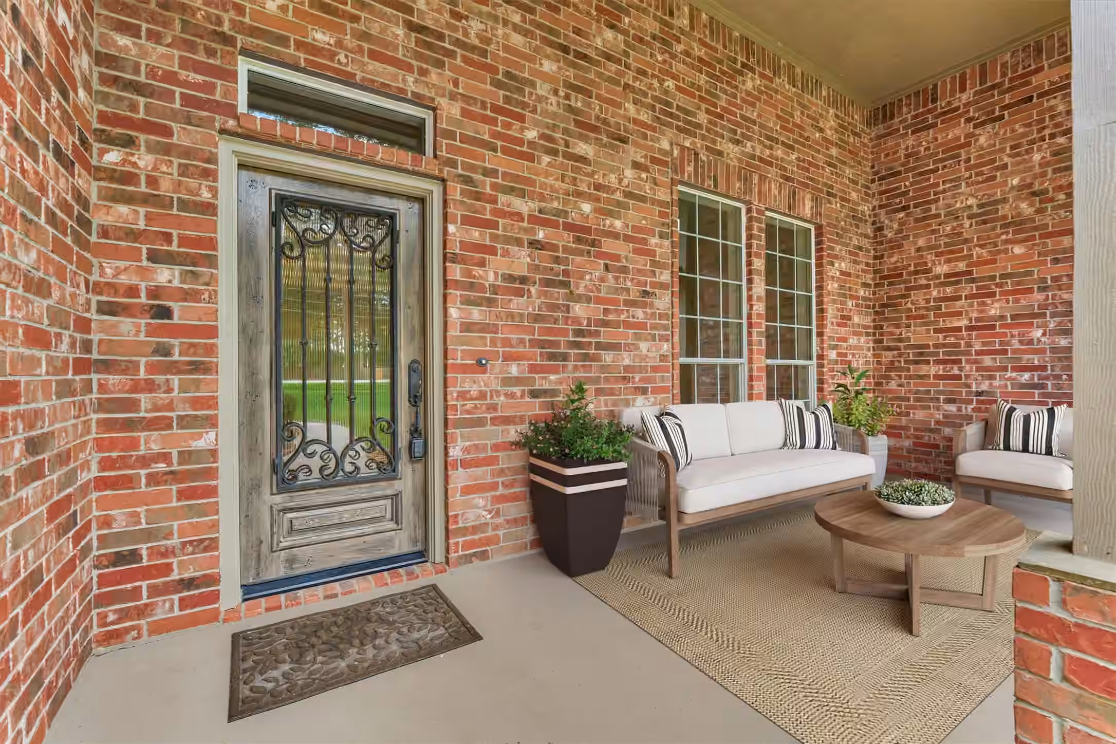 Photo 2 of 11388 Grand Harbor Boulevard, Montgomery, TX