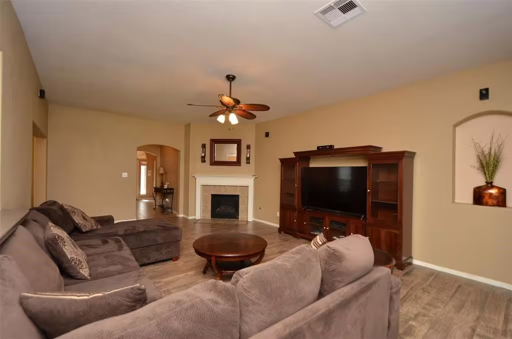 Photo 3 of 4818 Wilderness Glen Court, Katy, TX