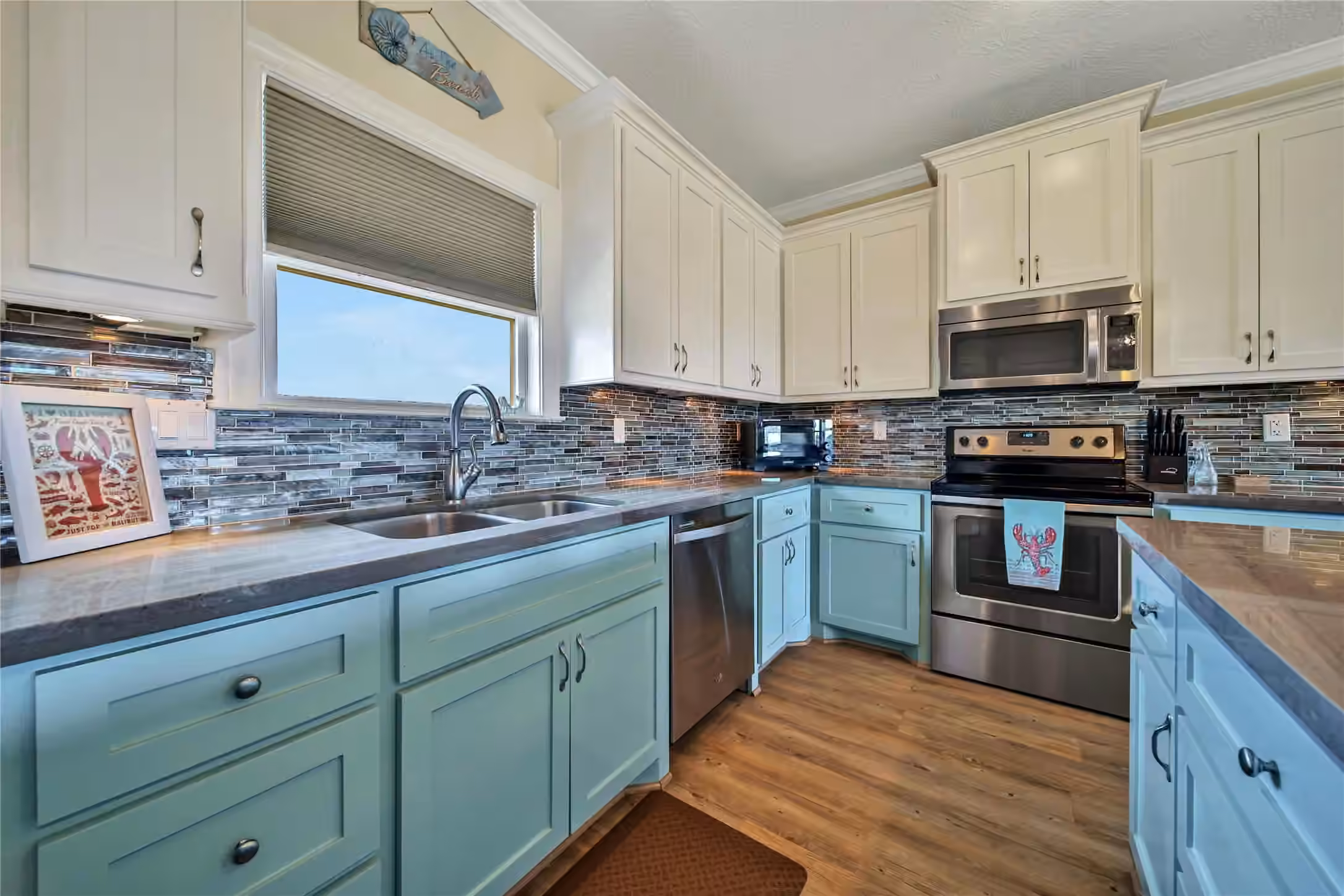 Photo 7 of 2019 Vista Drive, Crystal Beach, TX