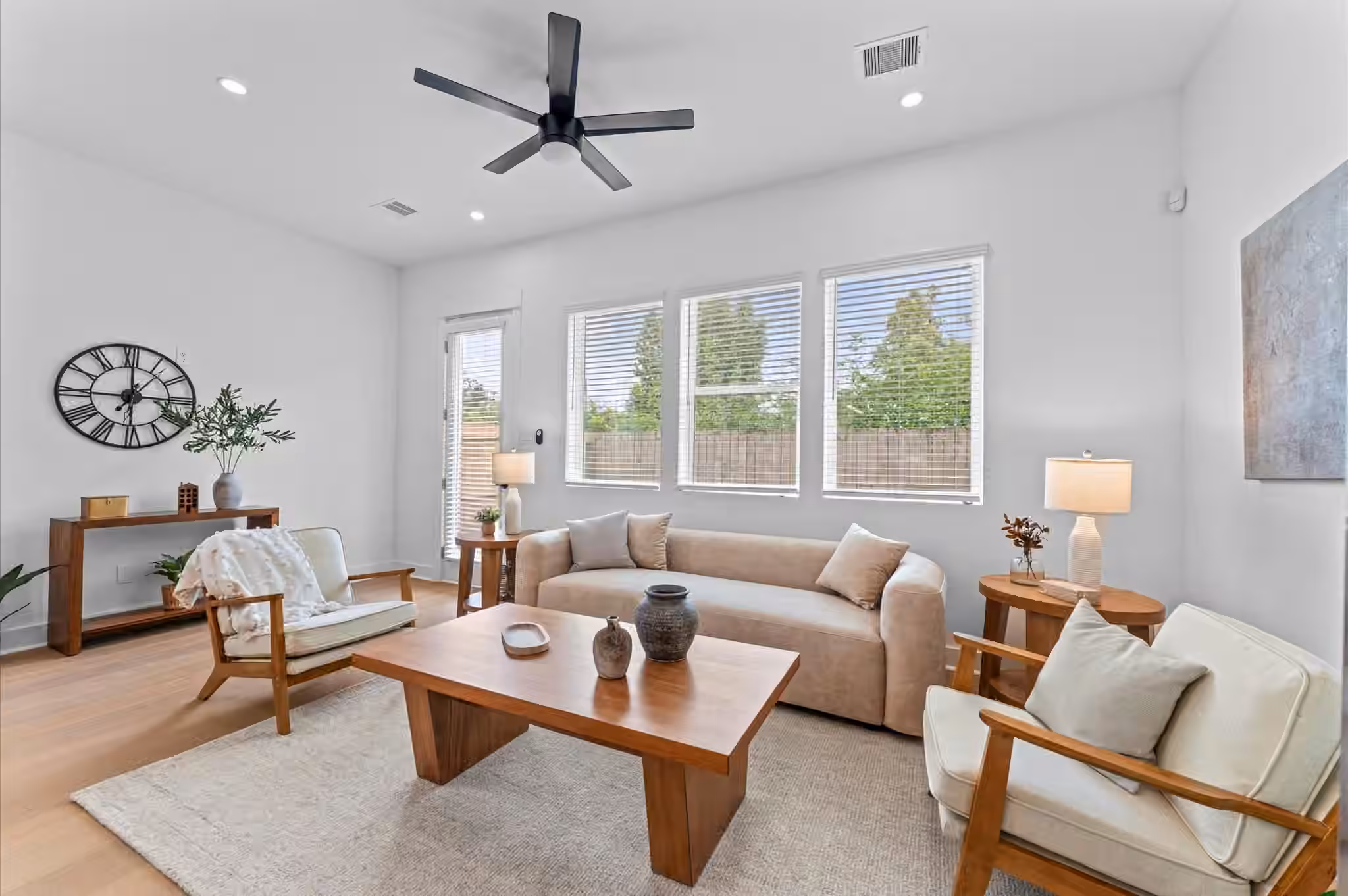 Photo 5 of 1008 Tuskegee Heights Lane, Houston, TX