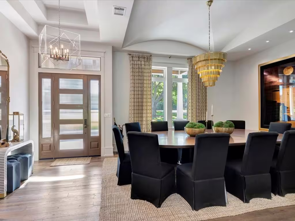 Photo 5 of 400 Hillcrest Drive, Richmond, TX