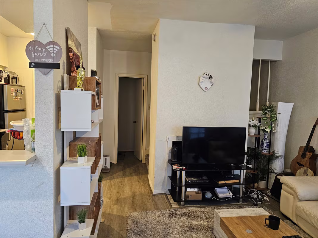 Photo 2 of 2121 El Paseo Street 1306, Houston, TX