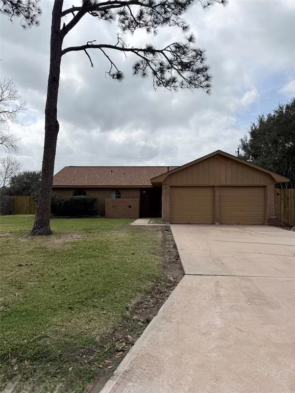Photo of 3808 Holly Glen, Bay City, TX