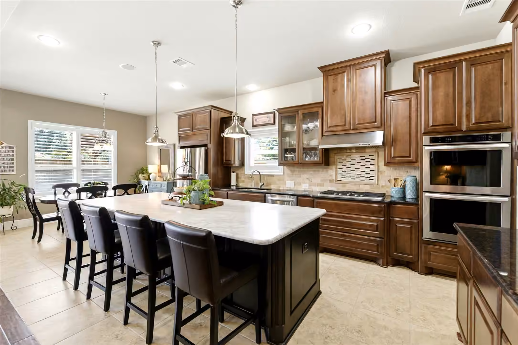 Photo 6 of 10330 Grape Creek Grove Lane, Cypress, TX