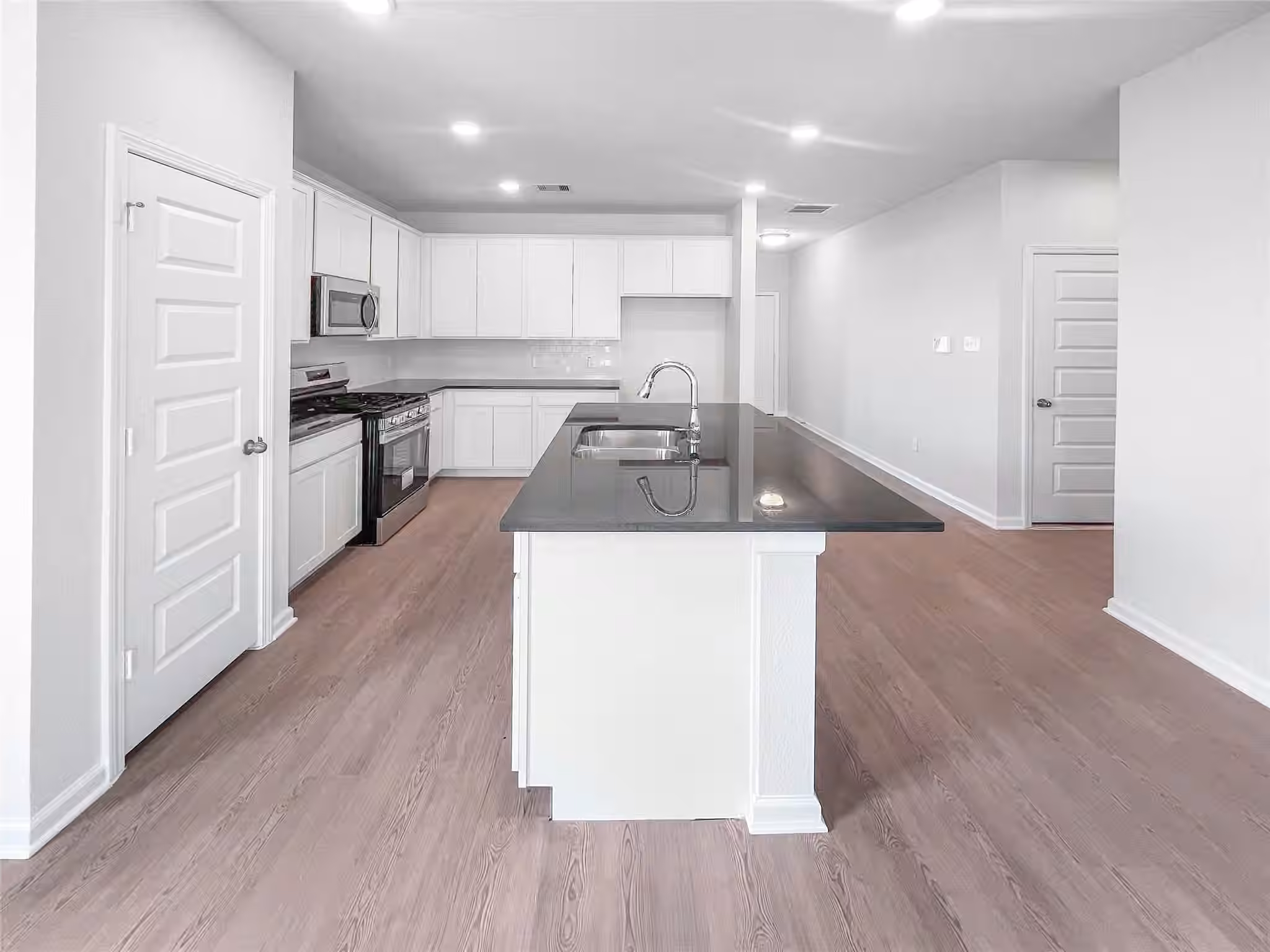 Photo 5 of 273 Green Juniper Way, Brookshire, TX