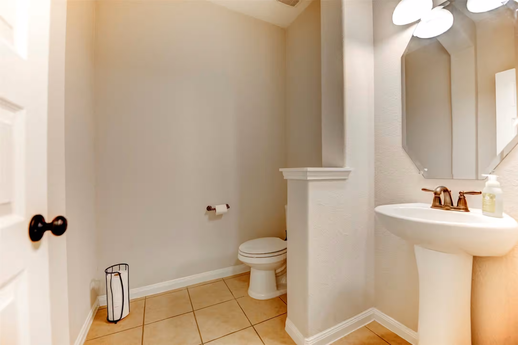 Photo 6 of 5002 Sawmill Terrace Lane, Spring, TX