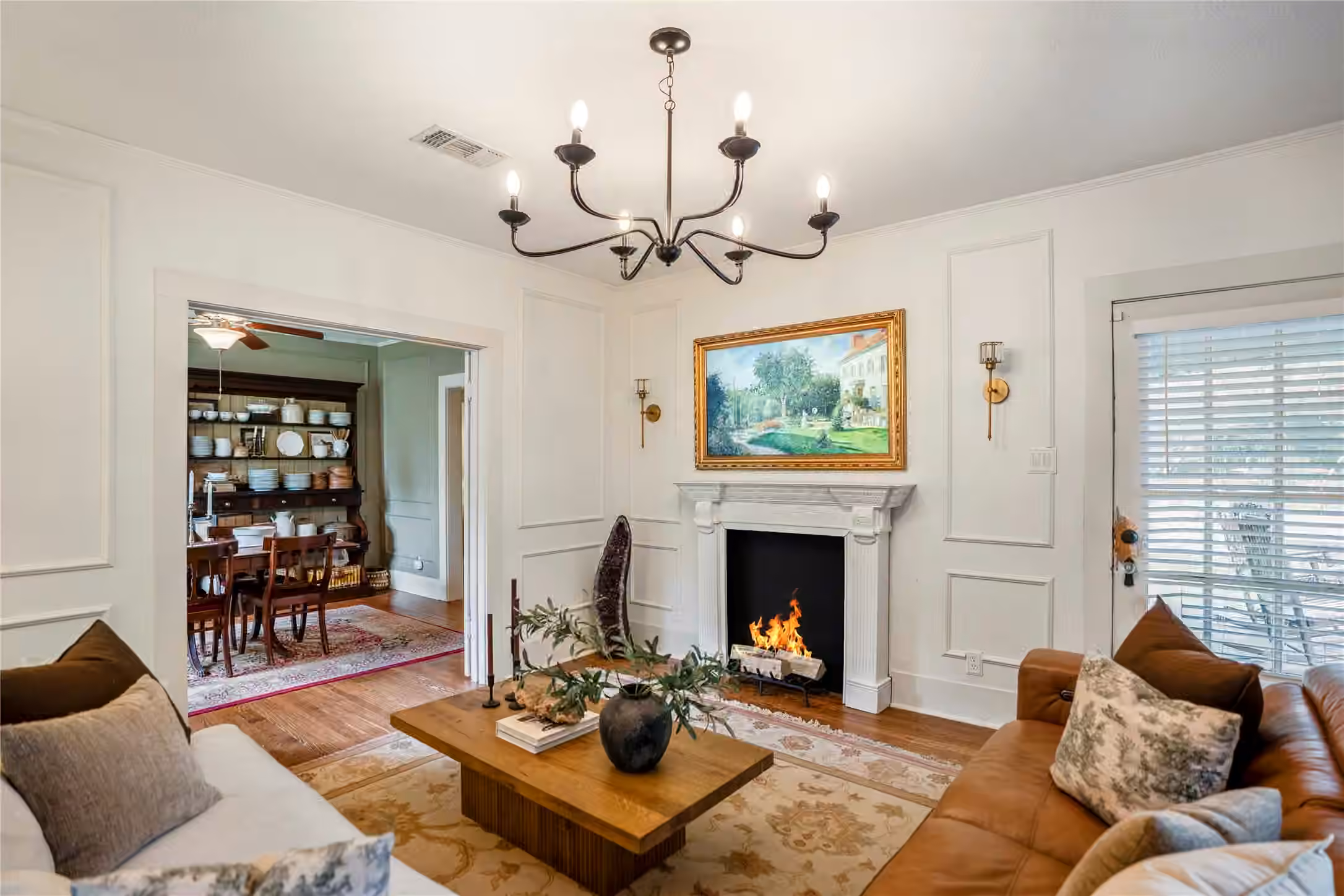 Photo of 907 Clinton Street, Brenham, TX