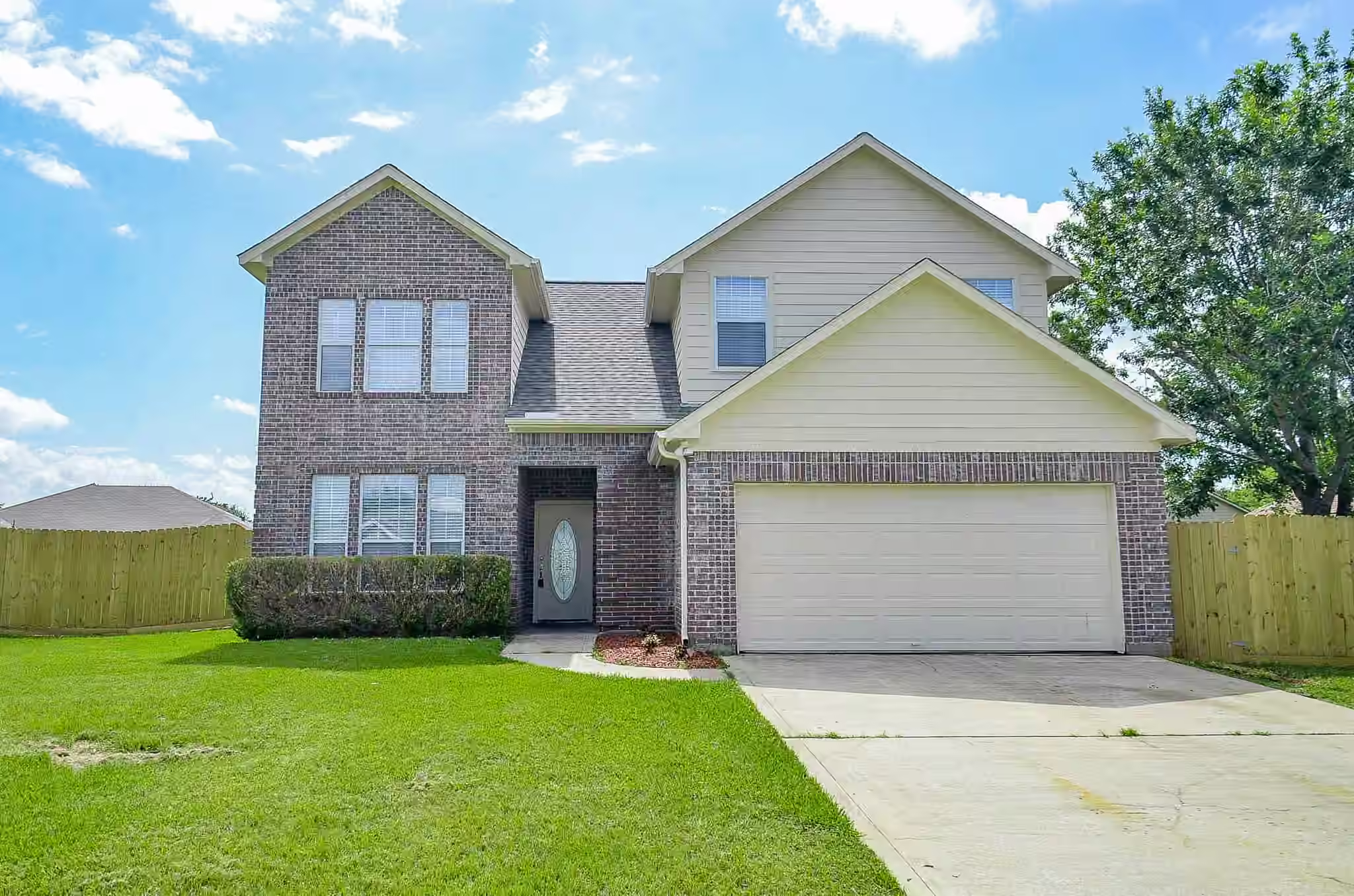 Photo 4 of 12324 Green Ridge Drive, Willis, TX