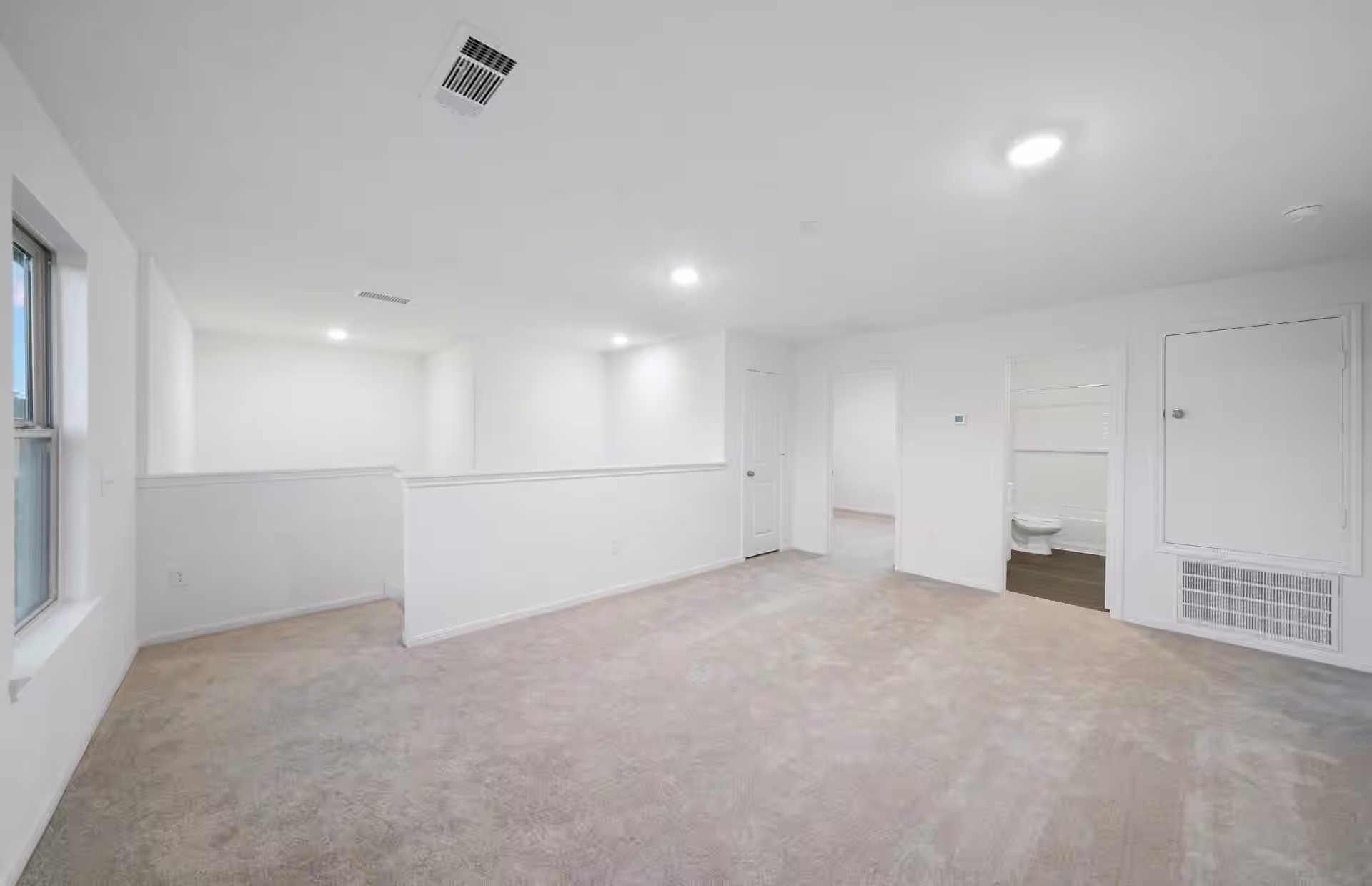 Photo 7 of 207 Olympic Harbor Drive, Crosby, TX