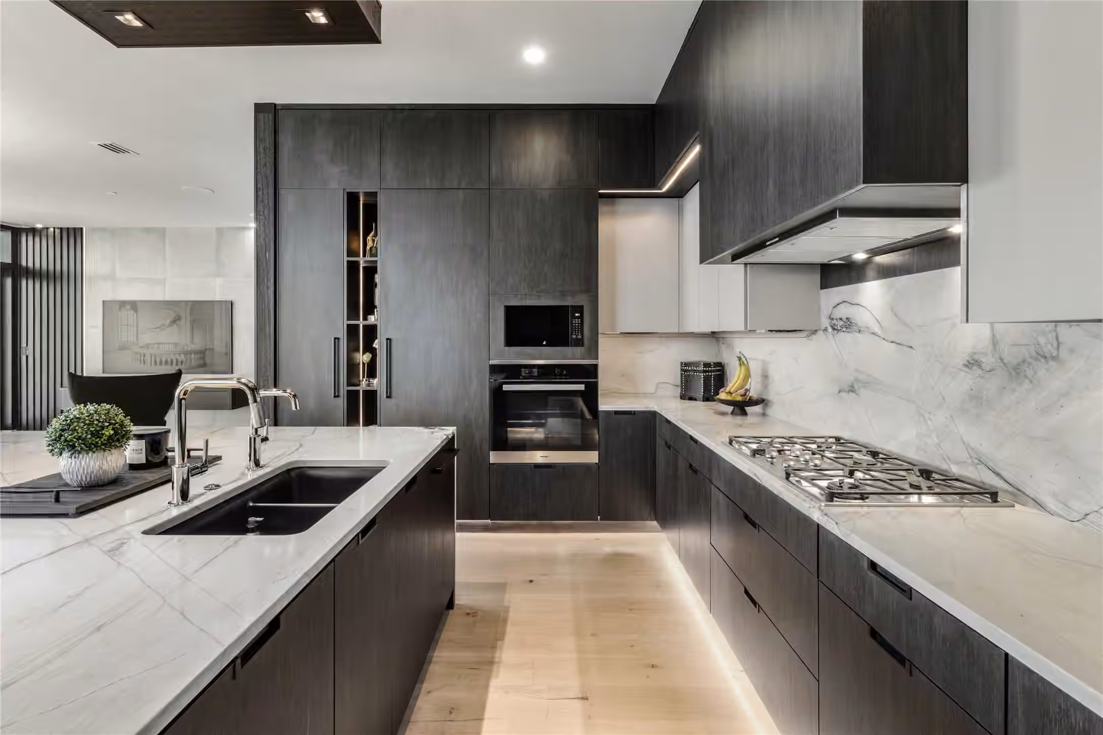 Photo 6 of 1409 Post Oak Boulevard 2301, Houston, TX